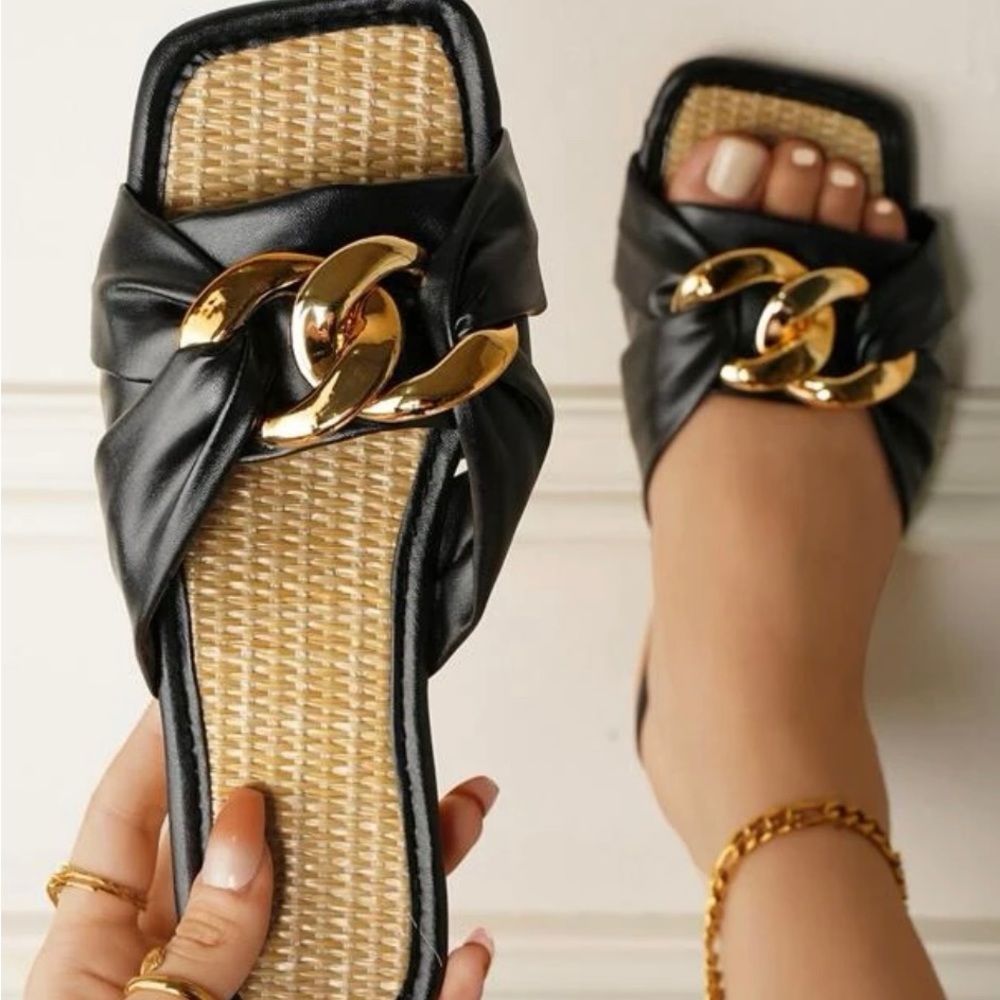 Slip on gold chain sandals